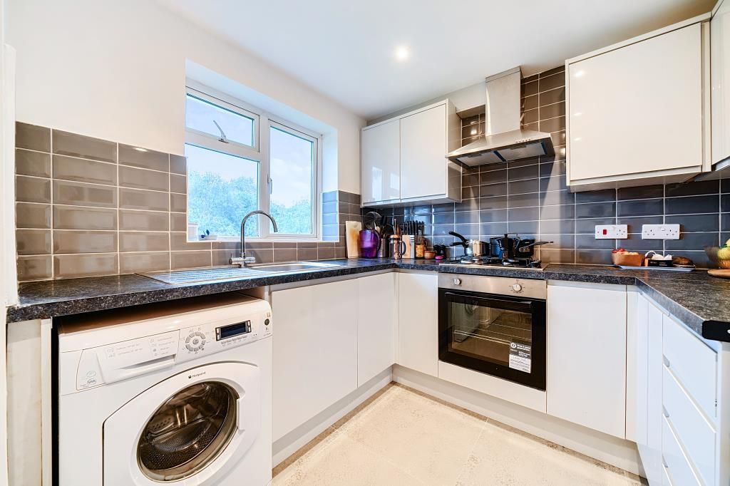 Additional image 16 of 3 bed flat for saleKidlington, Oxfordshire OX5
