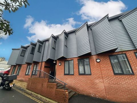 Lower Albert Street, Central, Exeter EX1, Studio to rent