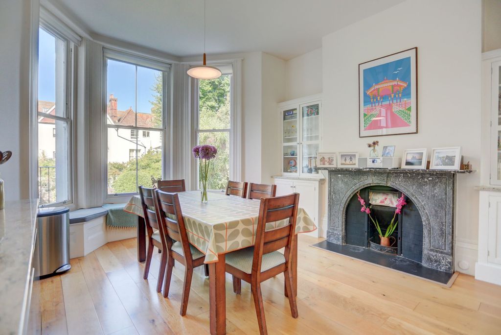 Additional image 5 of 6 bed semi-detached house for saleSelborne Road, Hove BN3