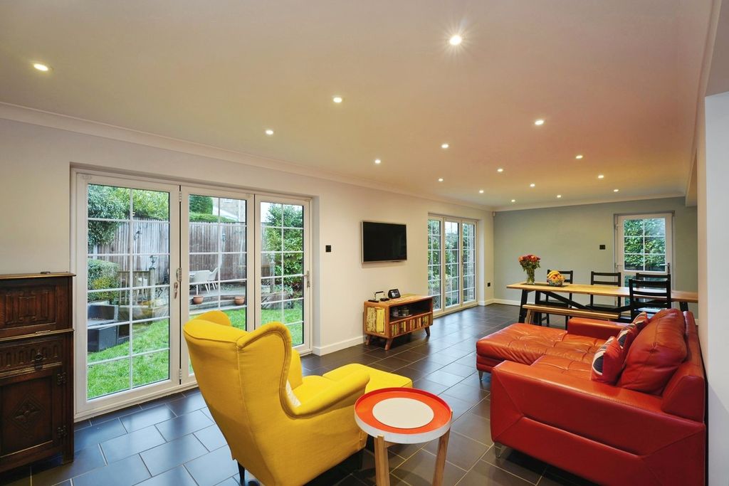 Additional image 5 of 5 bed detached house for saleThe Fairway, Huddersfield HD2