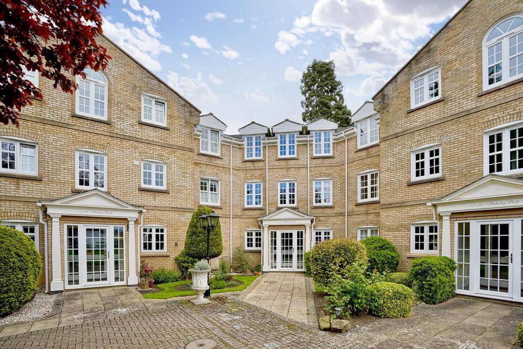Additional image 2 of 2 bed flat for saleStukeley Park, Great Stukeley, Huntingdon PE28