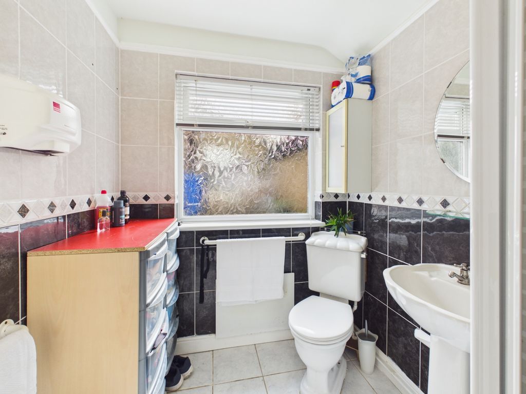 Additional image 26 of 3 bed semi-detached house for saleGrosvenor Crescent, Hyde SK14