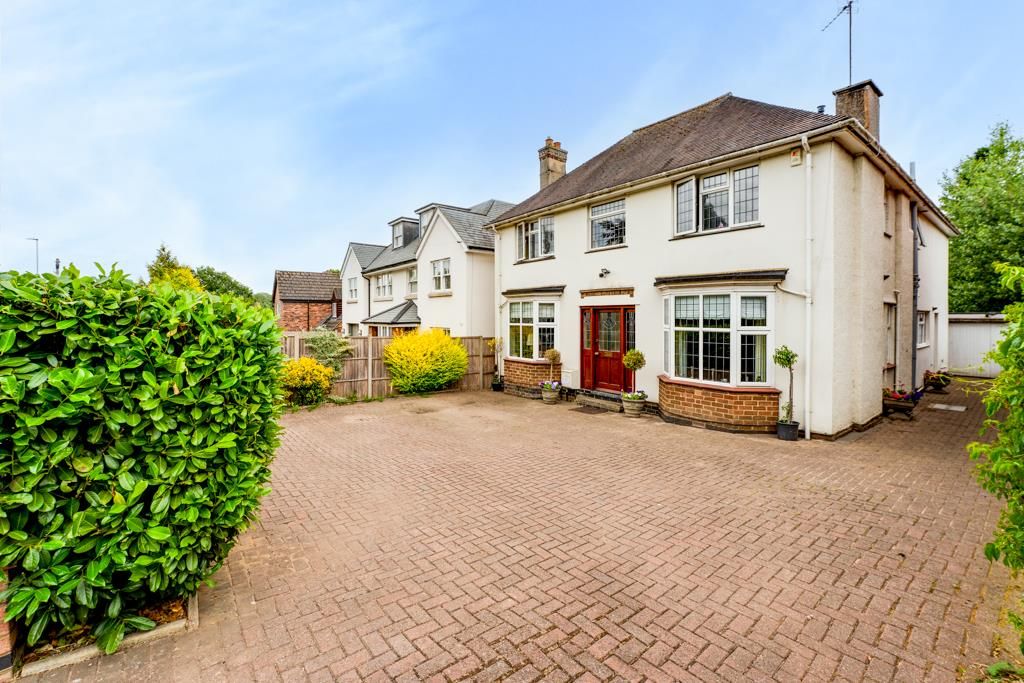 5 bed detached house for saleNorthampton Road, Kettering NN15