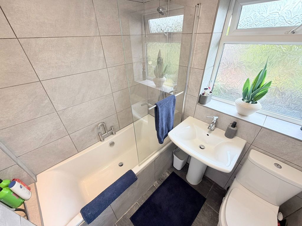 Additional image 23 of 3 bed town house for saleGrange Close, Hyde SK14