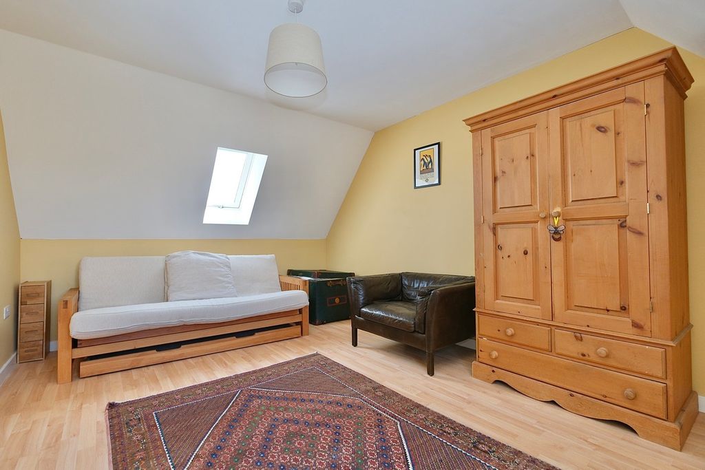 Additional image 21 of 6 bed detached house for saleJarwood Walk, Godmanchester, Huntingdon PE29