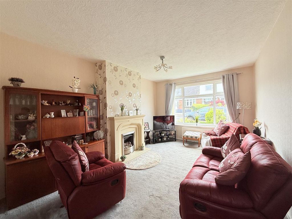 Additional image 7 of 3 bed semi-detached house for saleGrosvenor Road, Hyde SK14