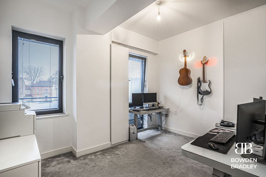 Additional image 11 of 3 bed flat for saleCranbrook Road, Ilford IG1