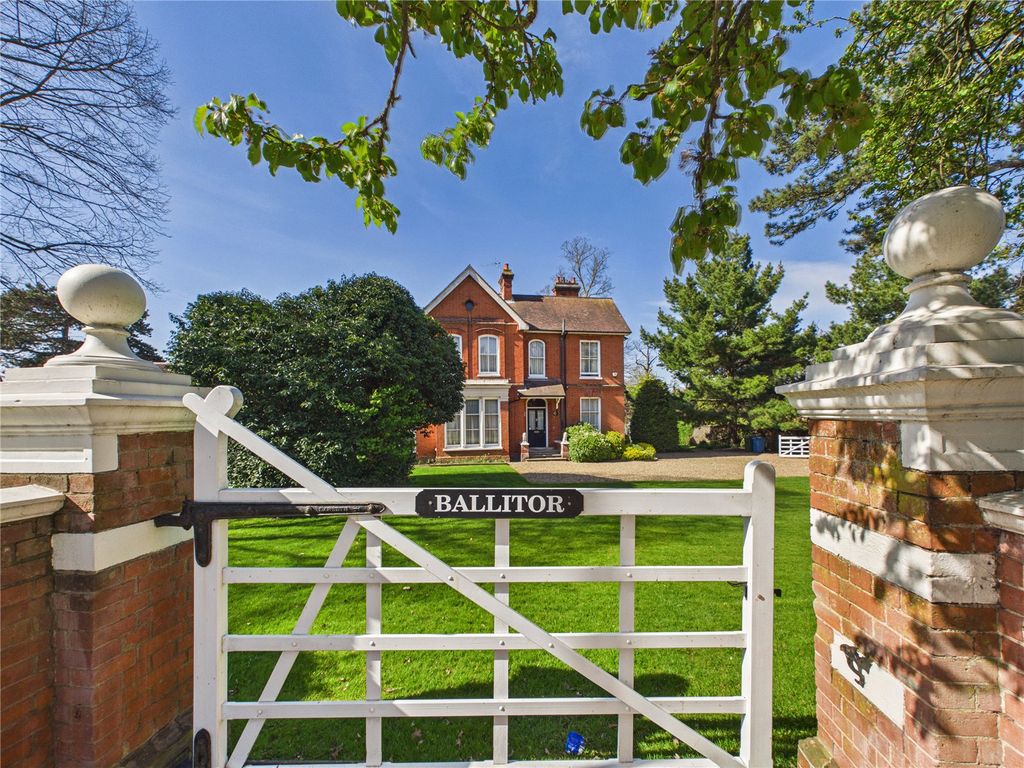 6 bed detached house for saleHadleigh Road, Ipswich, Suffolk IP2