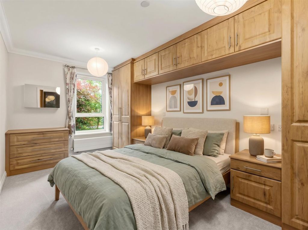Additional image 7 of 2 bed flat for saleValley Drive, Ilkley LS29