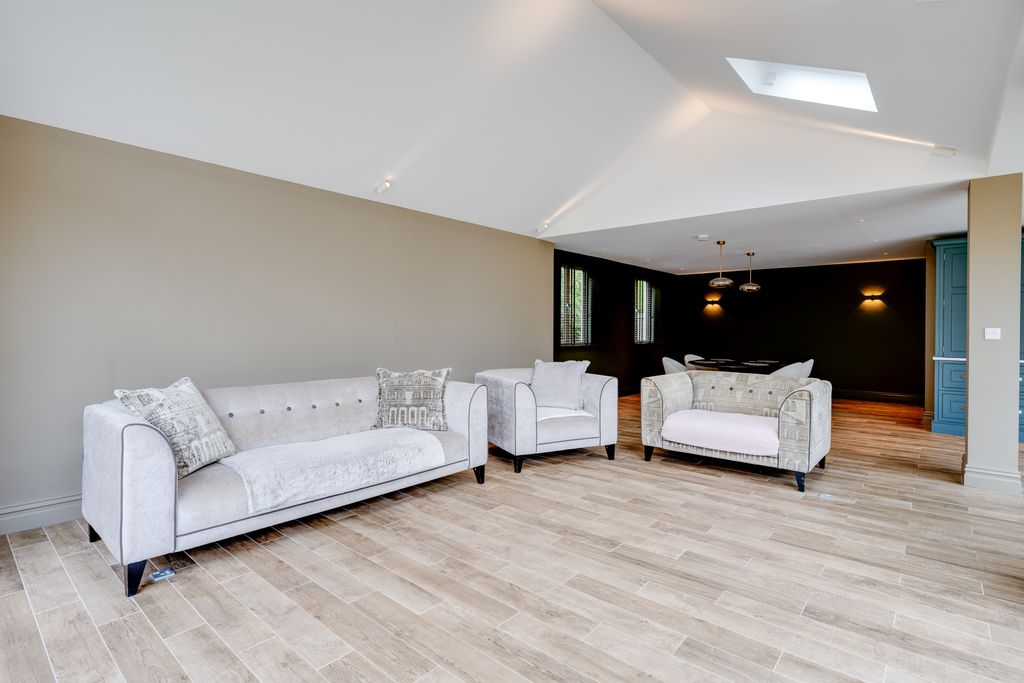 Additional image 12 of 5 bed detached house for saleWoodbridge Road, Rushmere St. Andrew, Ipswich, Suffolk IP4