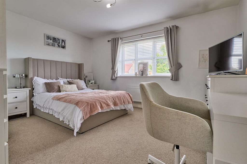 Additional image 5 of 1 bed flat for saleRyelands Crescent, Stoke Golding, Nuneaton CV13