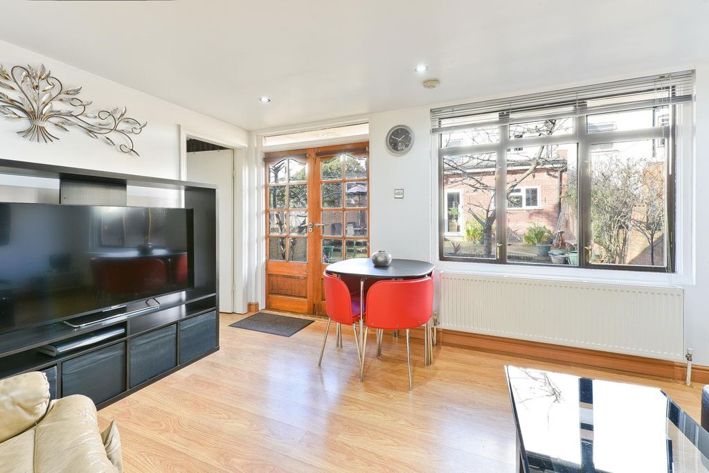 Additional image 8 of 7 bed block of flats for saleHampton Road, Ilford IG1