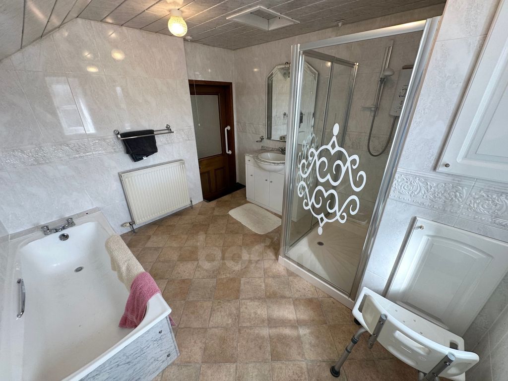 Additional image 5 of 3 bed semi-detached house for saleStoneyholm Road, Kilbirnie KA25