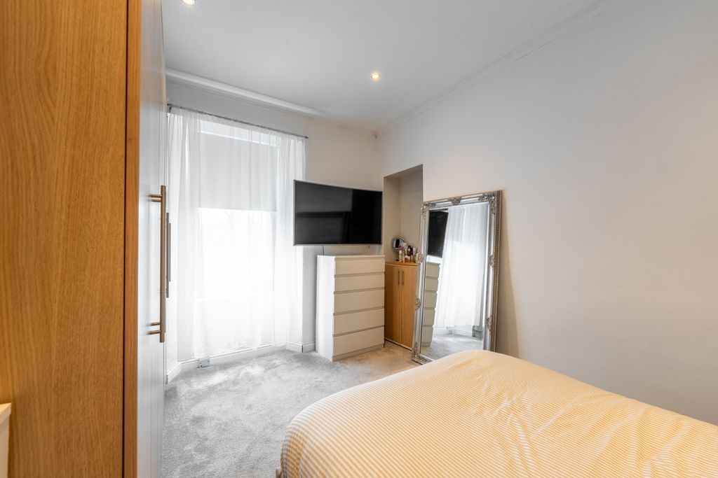 Additional image 14 of 2 bed flat for saleFactory Road, Kirkcaldy KY1