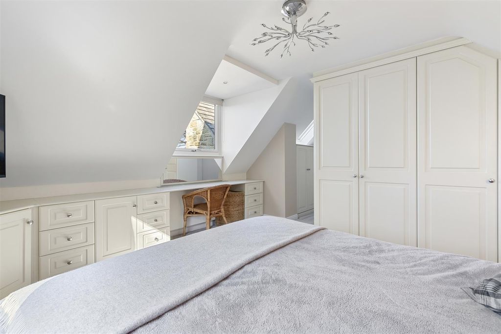 Additional image 14 of 5 bed property for saleOaklands, Westwood Drive, Ilkley LS29