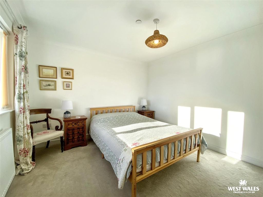 Additional image 9 of 3 bed detached bungalow for saleLlys Y Felin, Kidwelly SA17