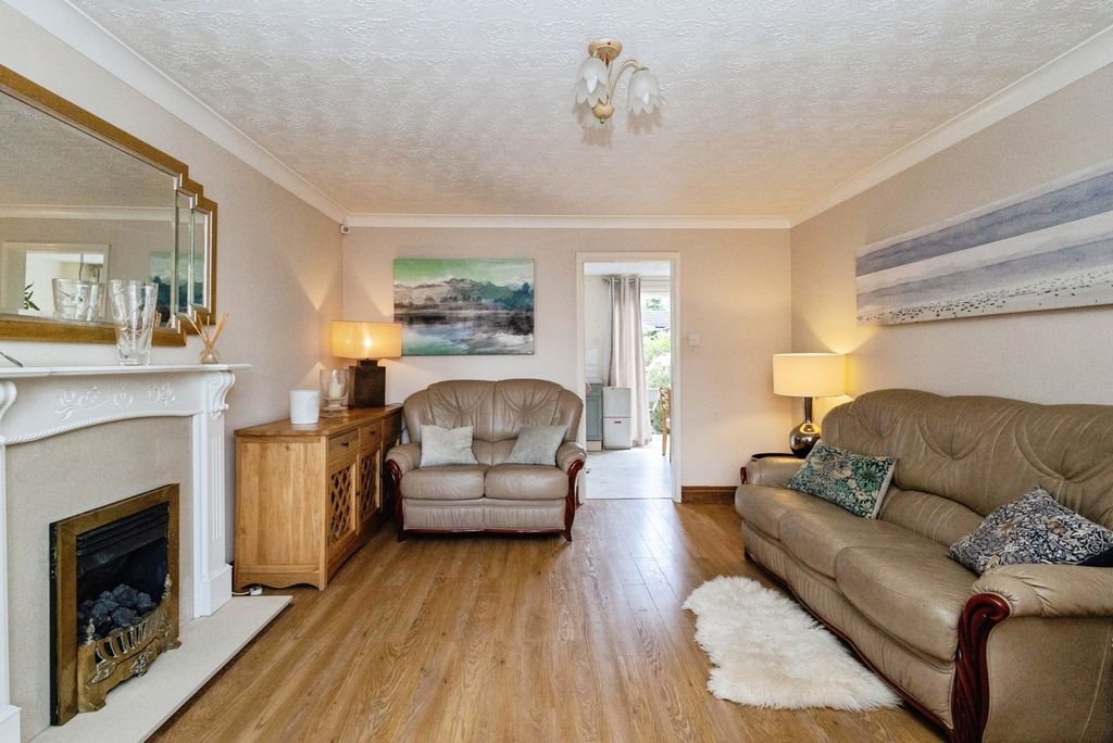 Additional image 4 of 3 bed semi-detached house for saleJames Drive, Hyde, Greater Manchester SK14