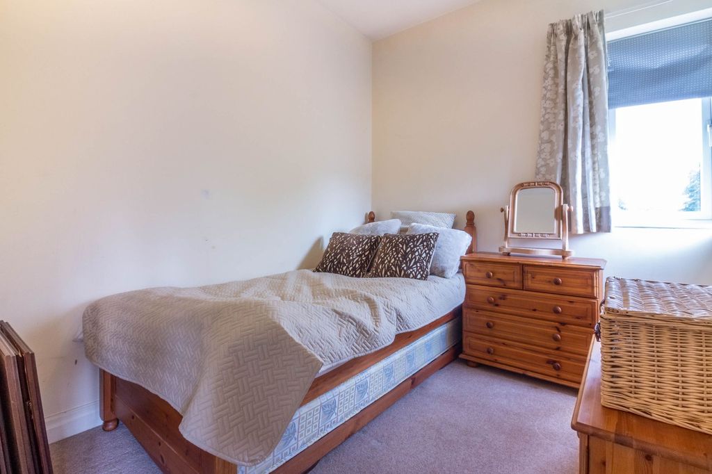 Additional image 9 of 2 bed flat for sale1 Riverdale Court, Kendal LA9