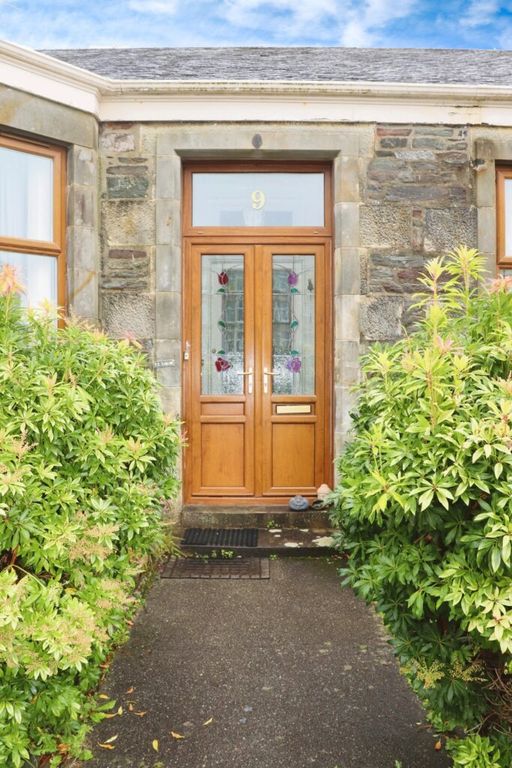 Additional image 2 of 4 bed detached bungalow for sale9 Wyndham Park, Rothesay PA20