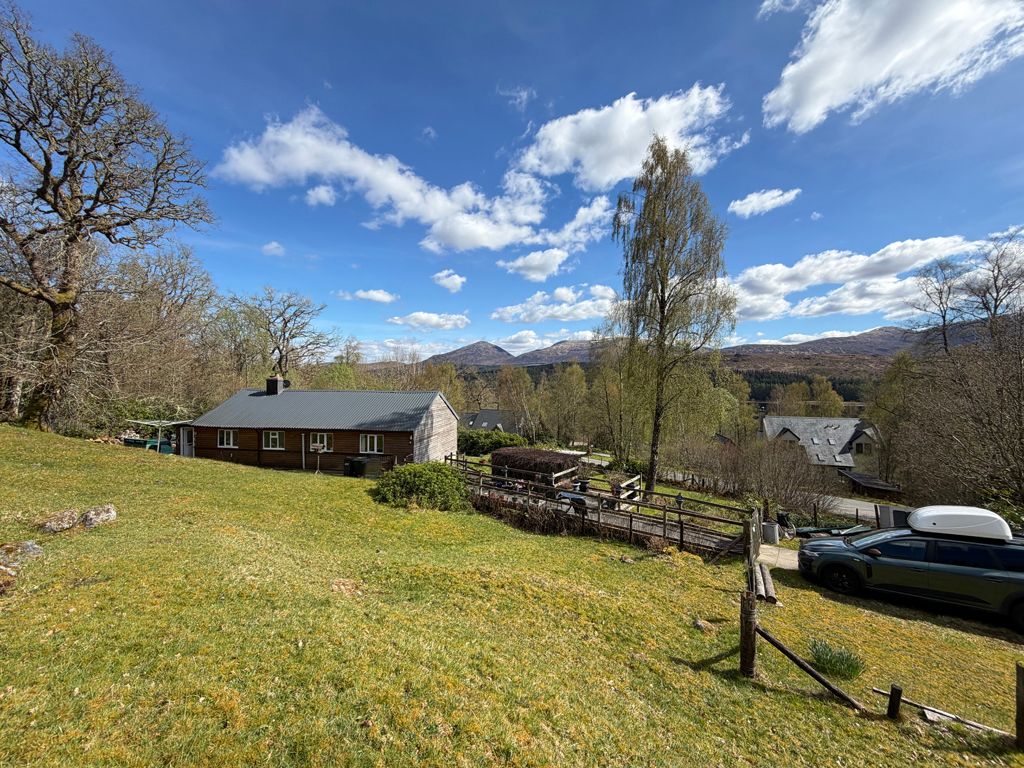 3 bed cottage for saleInvergarry PH35