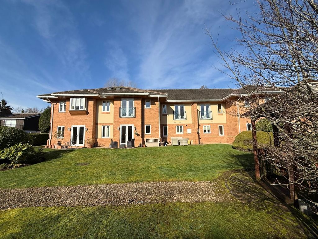 Additional image 18 of 2 bed flat for saleOldnall Road, Kidderminster DY10
