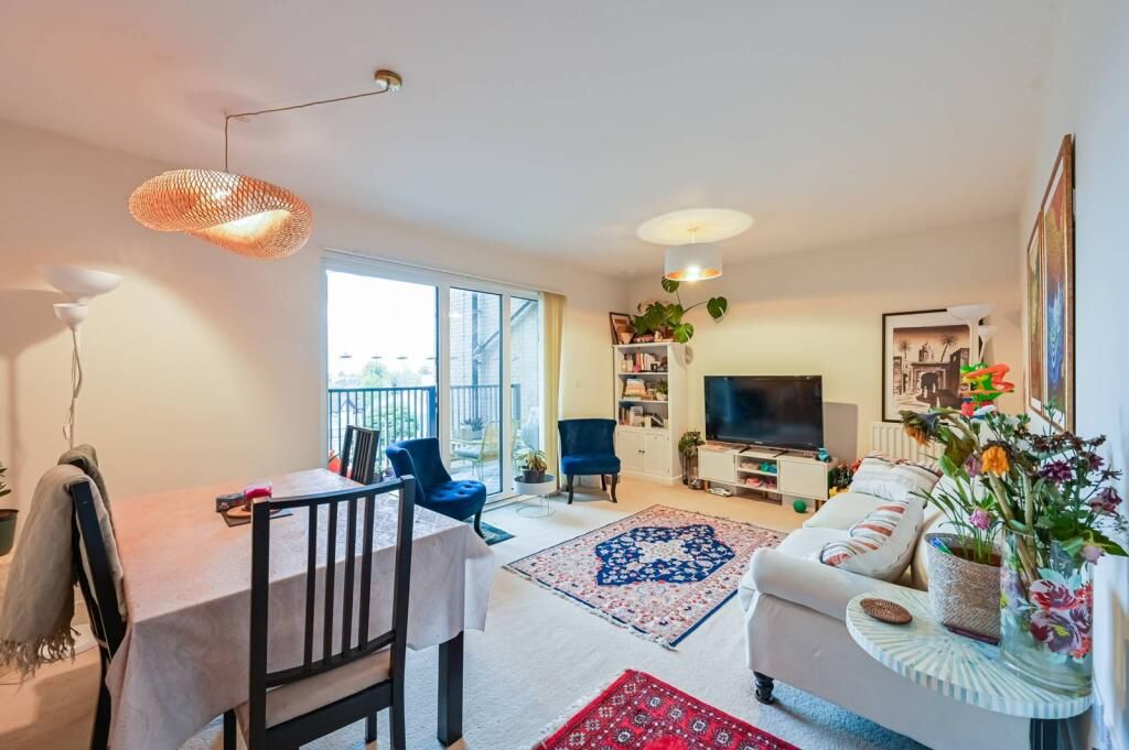 Additional image 3 of 3 bed flat for saleClarence Avenue, Gants Hill IG2