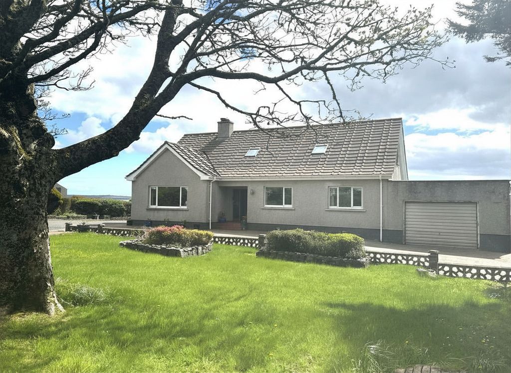 6 bed detached house for saleTong HS2
