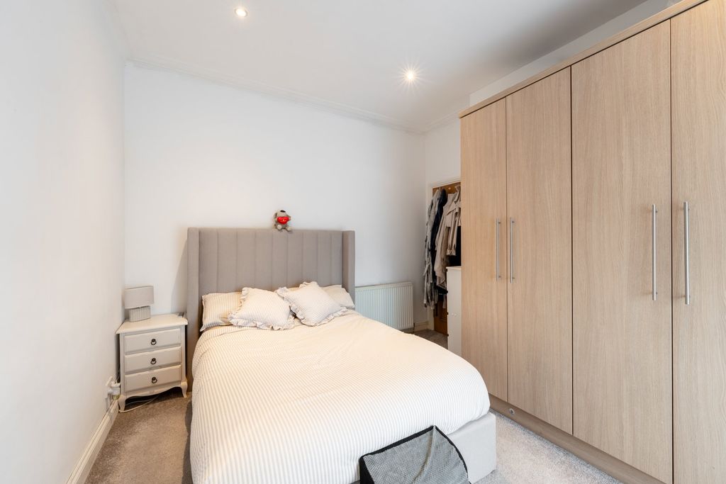 Additional image 15 of 2 bed flat for saleFactory Road, Kirkcaldy KY1