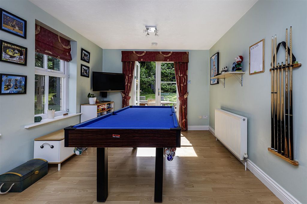 Additional image 18 of 5 bed detached house for saleWhitebeam Park, Birkby, Huddersfield HD2
