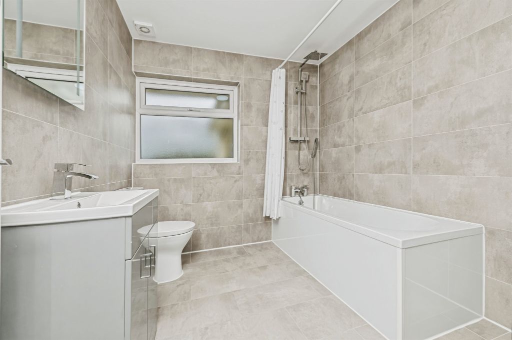 Additional image 18 of 5 bed detached bungalow for saleThe Ghyll, Fixby, Huddersfield HD2