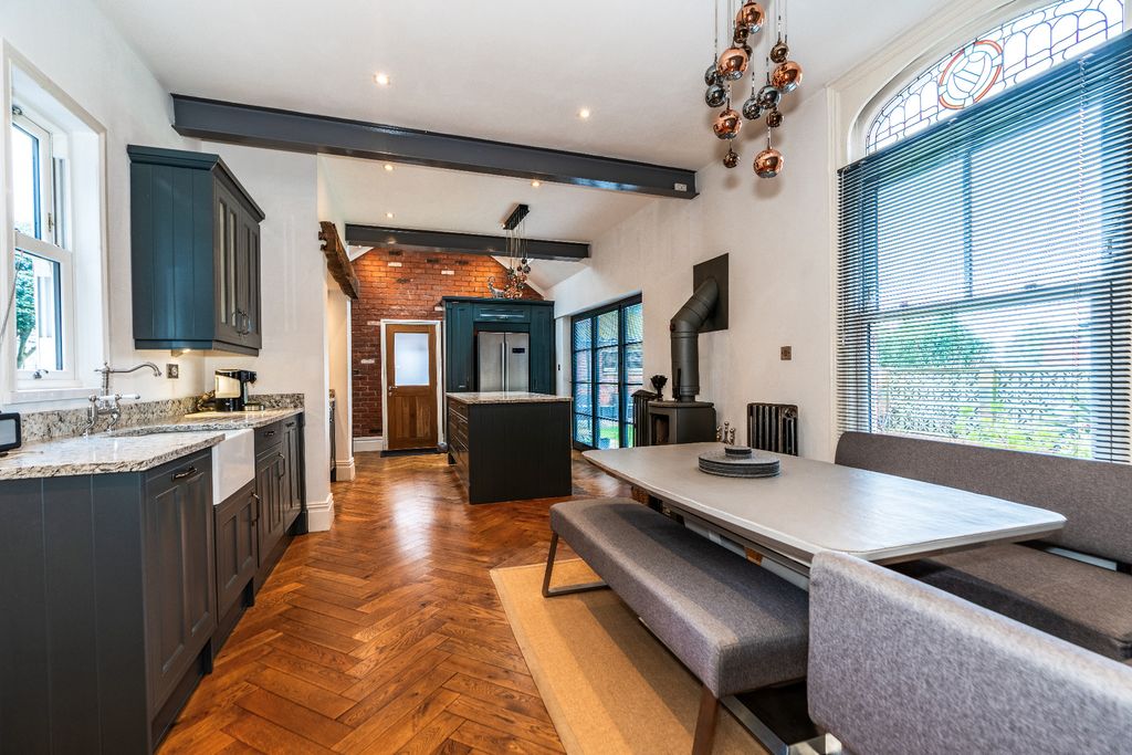 Additional image 2 of 5 bed detached house for saleLea Bank Avenue, Kidderminster DY11