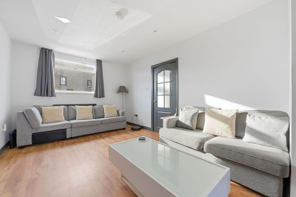 Additional image 5 of 3 bed end terrace house for saleKing Street, Inverkeithing KY11