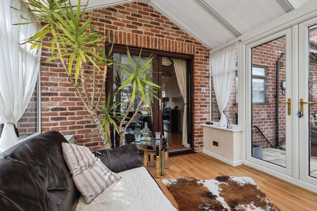 Additional image 12 of 4 bed detached house for saleWelch Road, Hyde, Greater Manchester SK14