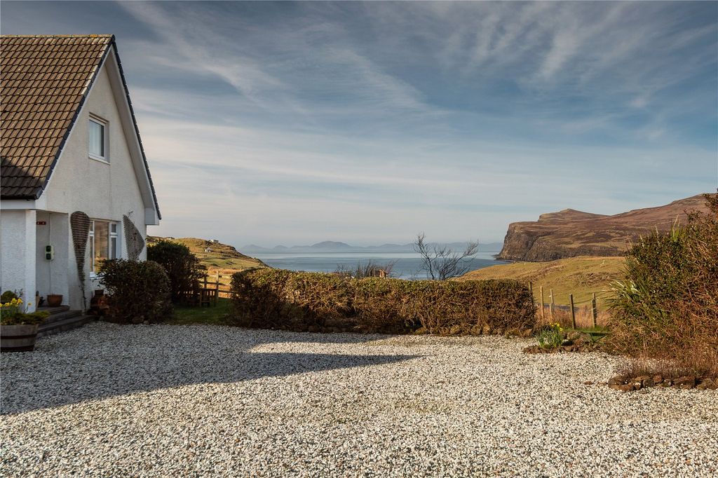 5 bed detached house for saleCarters Rest, 8 Upper Milovaig, Glendale, Isle Of Skye IV55 photo 4