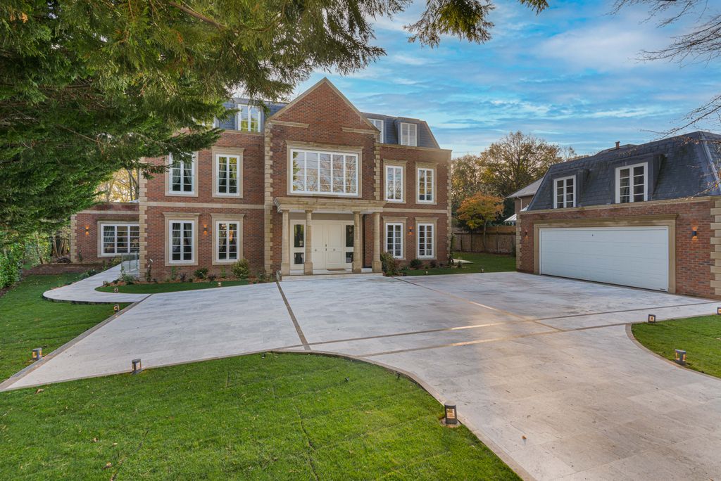 11 bed property for sale10 Coombe Ridings, Coombe, Kingston Upon Thames, Kingston Upon Thames KT2