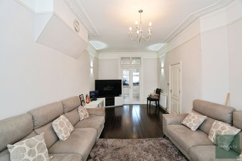 Additional image 4 of 5 bed terraced house for saleCavendish Gardens, Ilford IG1