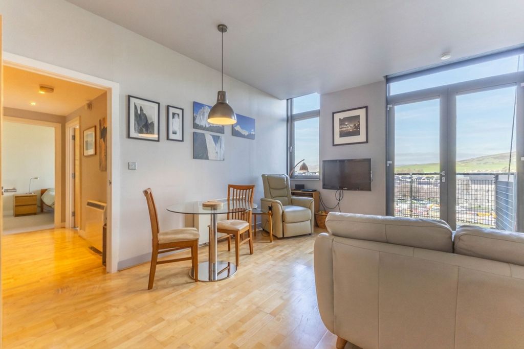 Additional image 5 of 2 bed flat for sale403 Sand Aire House Stramongate, Kendal LA9