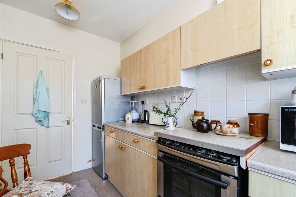 Additional image 3 of 2 bed flat for saleRedman Close, Haworth, Keighley BD22