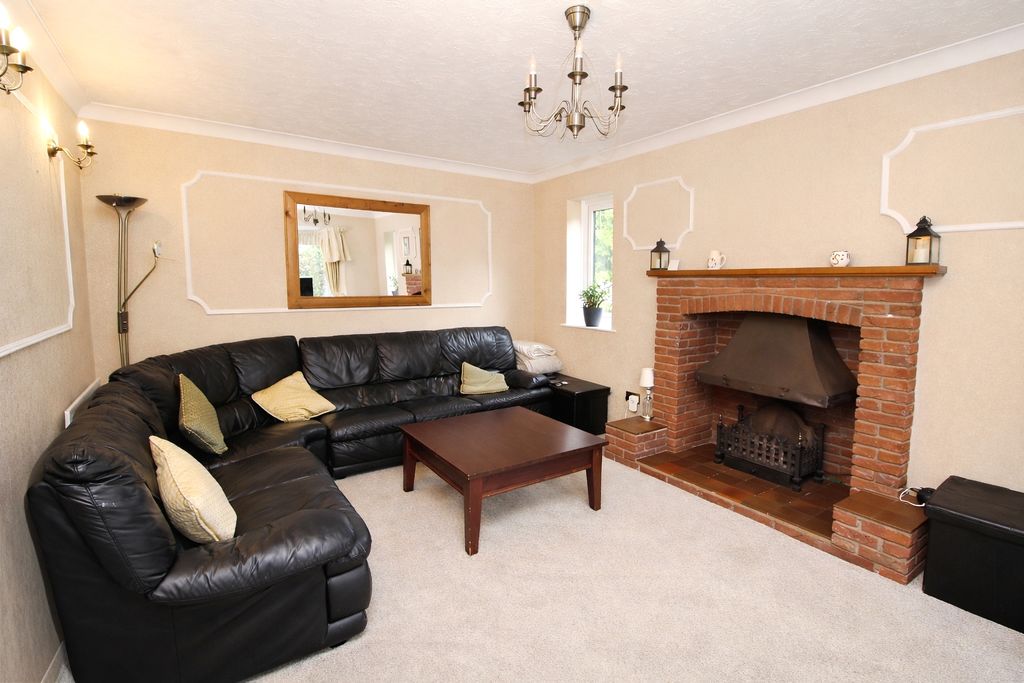 Additional image 5 of 4 bed detached house for saleOak Grove, Kidderminster DY10