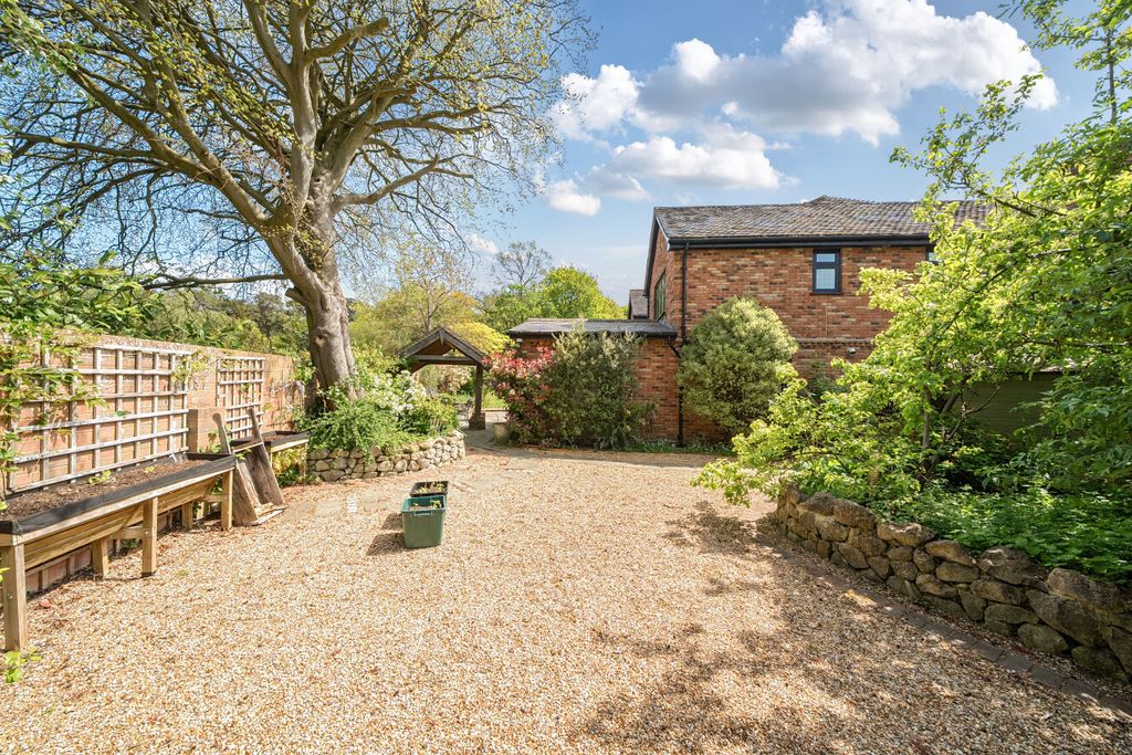 Additional image 41 of 5 bed detached house for saleGreys Park Close, Keston, Kent BR2