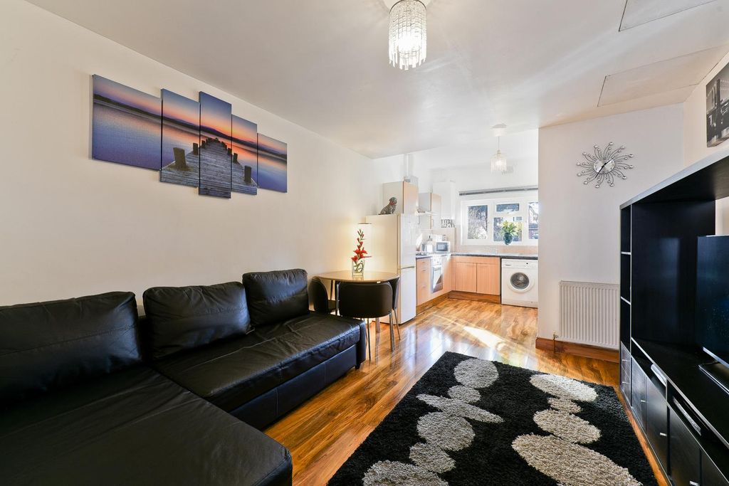 Additional image 7 of 7 bed block of flats for saleHampton Road, Ilford IG1