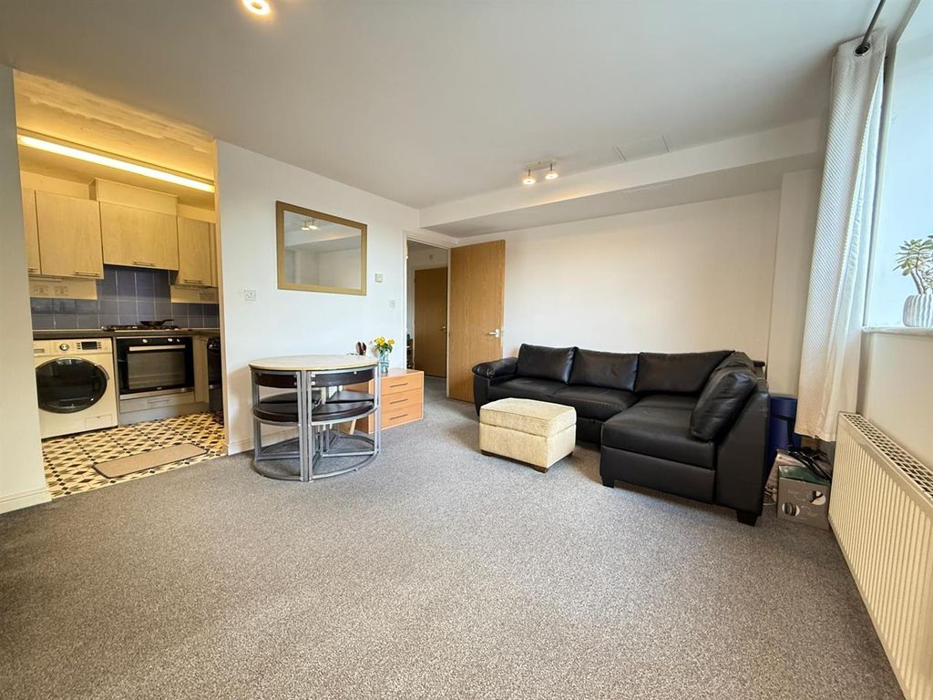 Additional image 3 of 1 bed flat for saleAxon Place, Ilford IG1