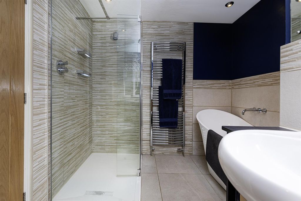Additional image 29 of 5 bed detached house for saleWhitebeam Park, Birkby, Huddersfield HD2