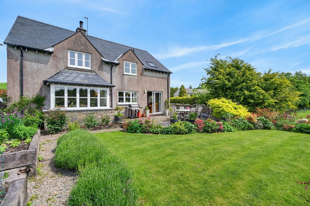 4 bed detached house for saleLow Meadow, Old Hutton, Kendal LA8 photo 2