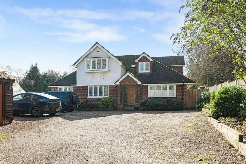 4 bed detached house for saleDowne Road, Keston BR2