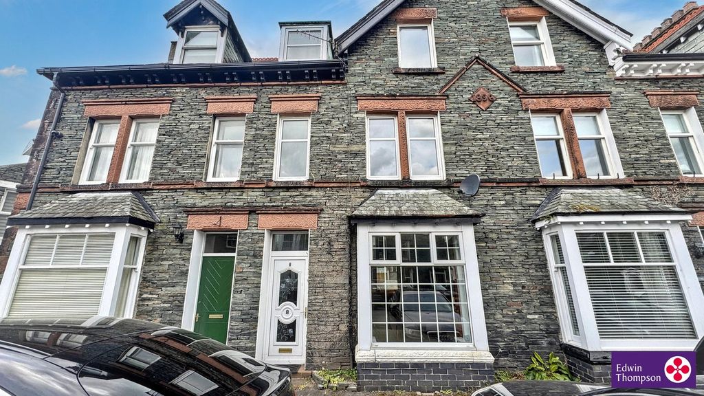 4 bed terraced house for sale8 Ratcliffe Place, Keswick CA12