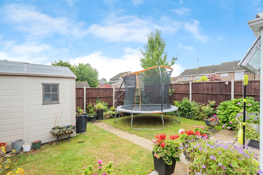 Additional image 28 of 4 bed semi-detached house for saleYork Road, Hungerford RG17