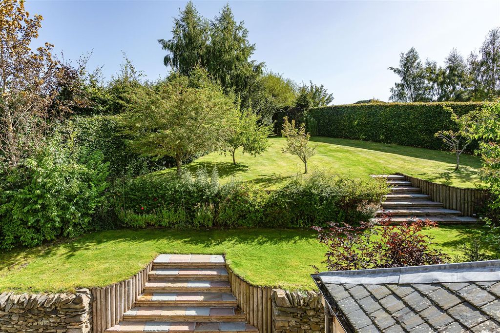 Additional image 33 of 5 bed detached house for sale33 Bowmont Court, Heiton, Kelso TD5