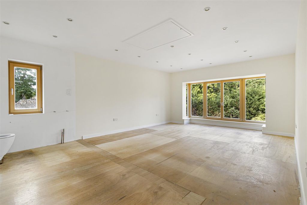 Additional image 21 of 4 bed detached house for saleHigh Street, Hemingford Abbots, Huntingdon PE28
