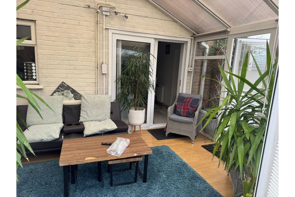 Additional image 16 of 4 bed semi-detached house for saleYork Road, Hungerford RG17